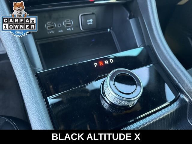 Used 2024 Jeep Grand Cherokee Altitude image 7