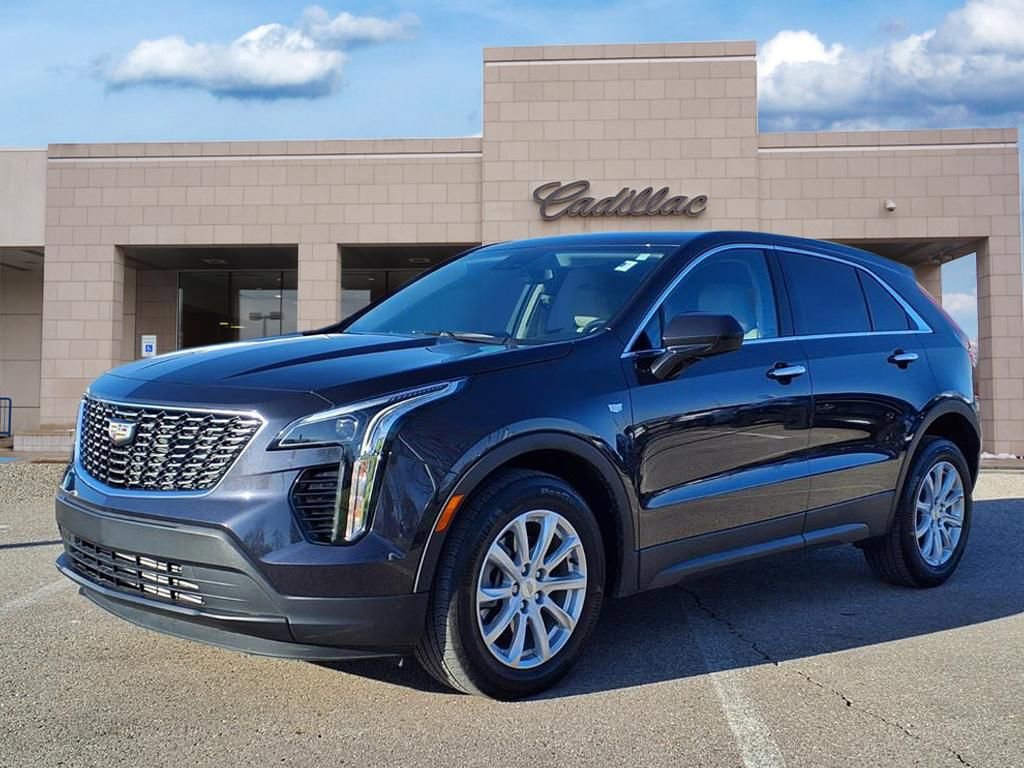 Used 2023 Cadillac XT4 Luxury w/ Cold Weather Package