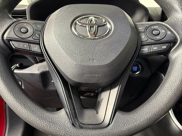 Used 2020 Toyota RAV4 XLE FWD image 18