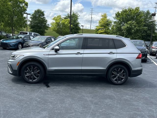 Used 2024 Volkswagen Tiguan SE AWD/4WD image 7