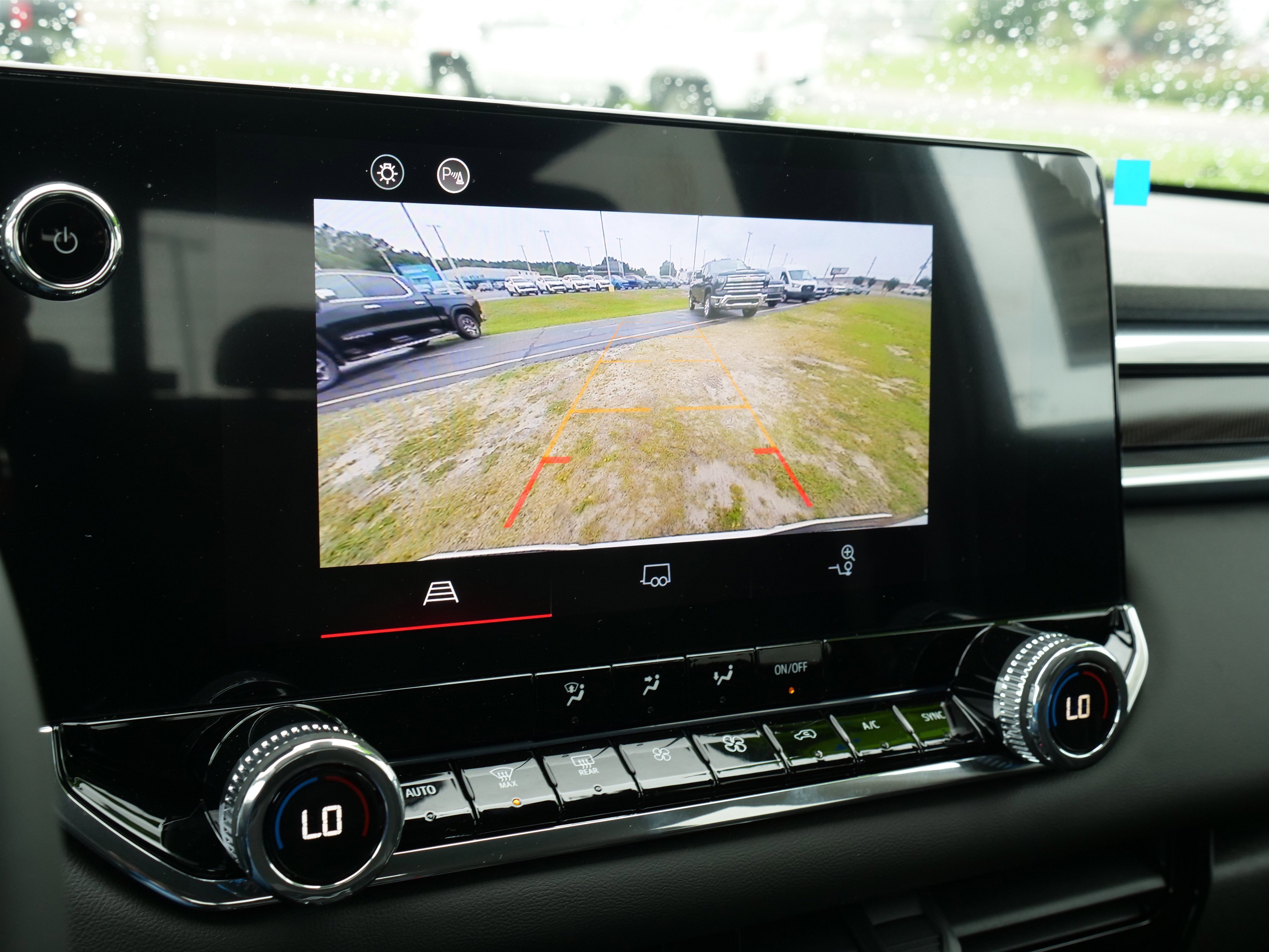 New 2025 GMC Canyon Elevation w/ Convenience Package image 23