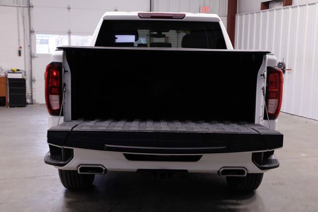 Used 2021 GMC Sierra 1500 Elevation w/ LPO, Elevation Black Package image 19