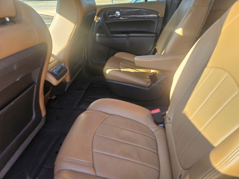 Used 2013 Buick Enclave Premium image 10