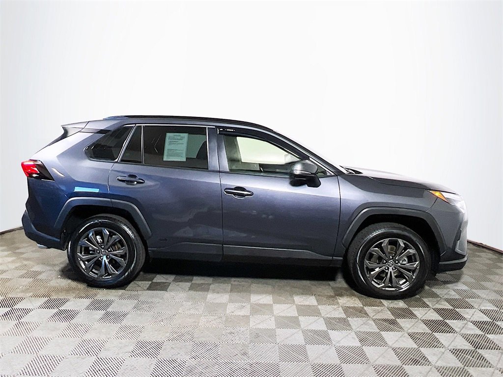 Certified 2023 Toyota RAV4 XLE Premium image 9