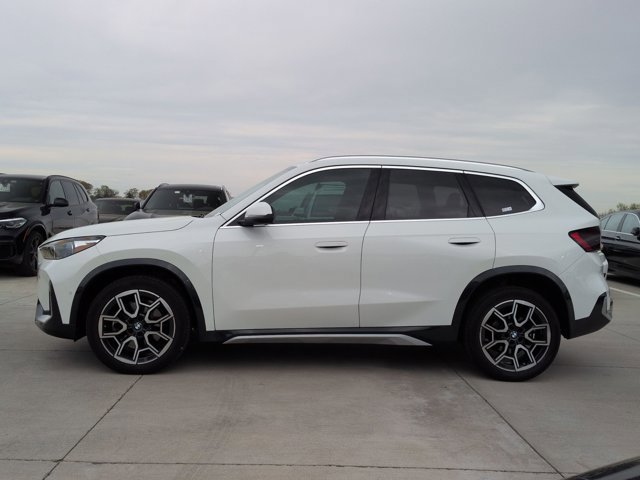 Used 2025 BMW X1 xDrive28i w/ Convenience Package image 9