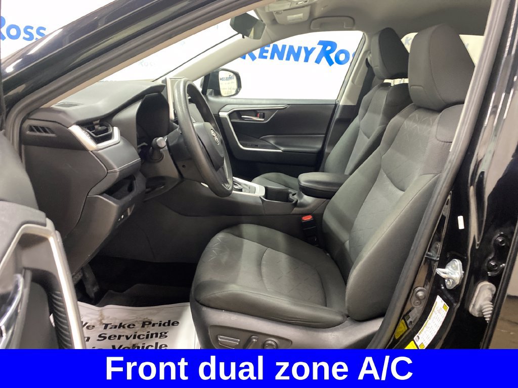 Used 2024 Toyota RAV4 AWD Hybrid image 8
