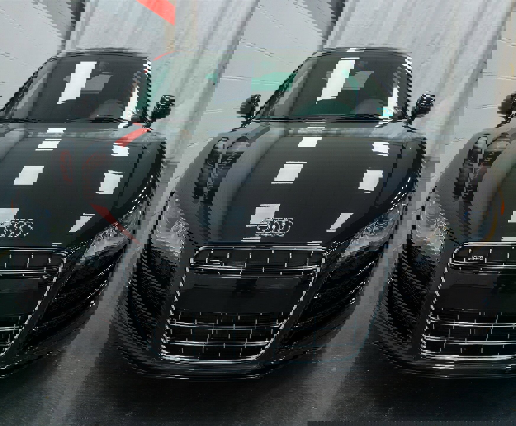 Used 2011 Audi R8 V10 image 2