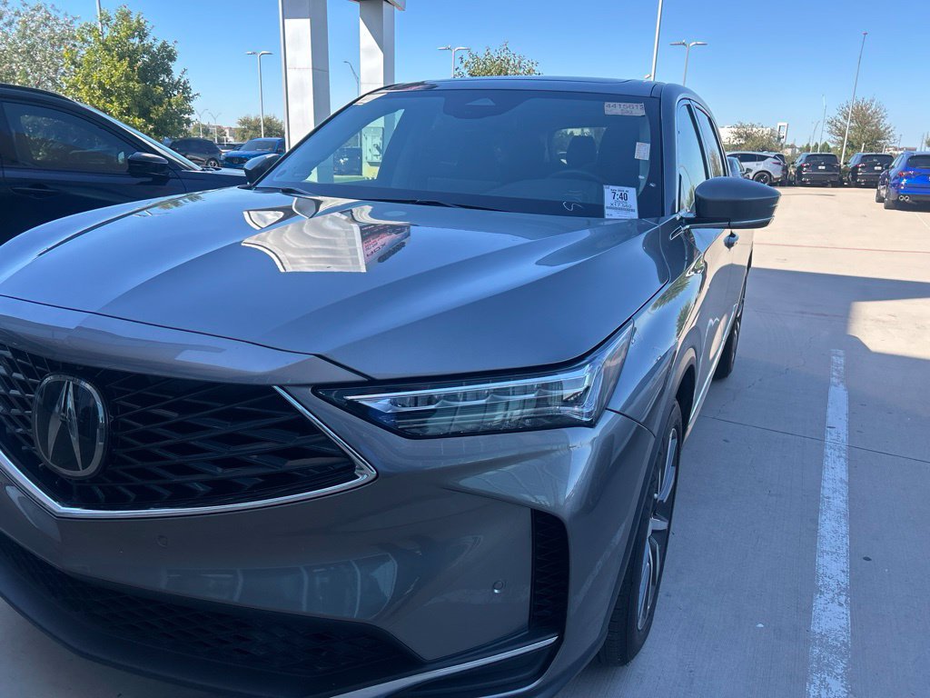 Certified 2025 Acura MDX w/ Technology Package FWD image 2