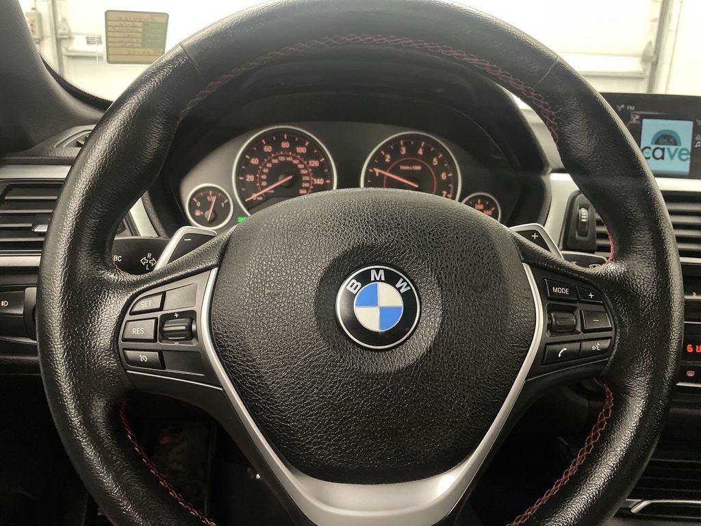 Used 2016 BMW 428i xDrive Convertible AWD/4WD image 5
