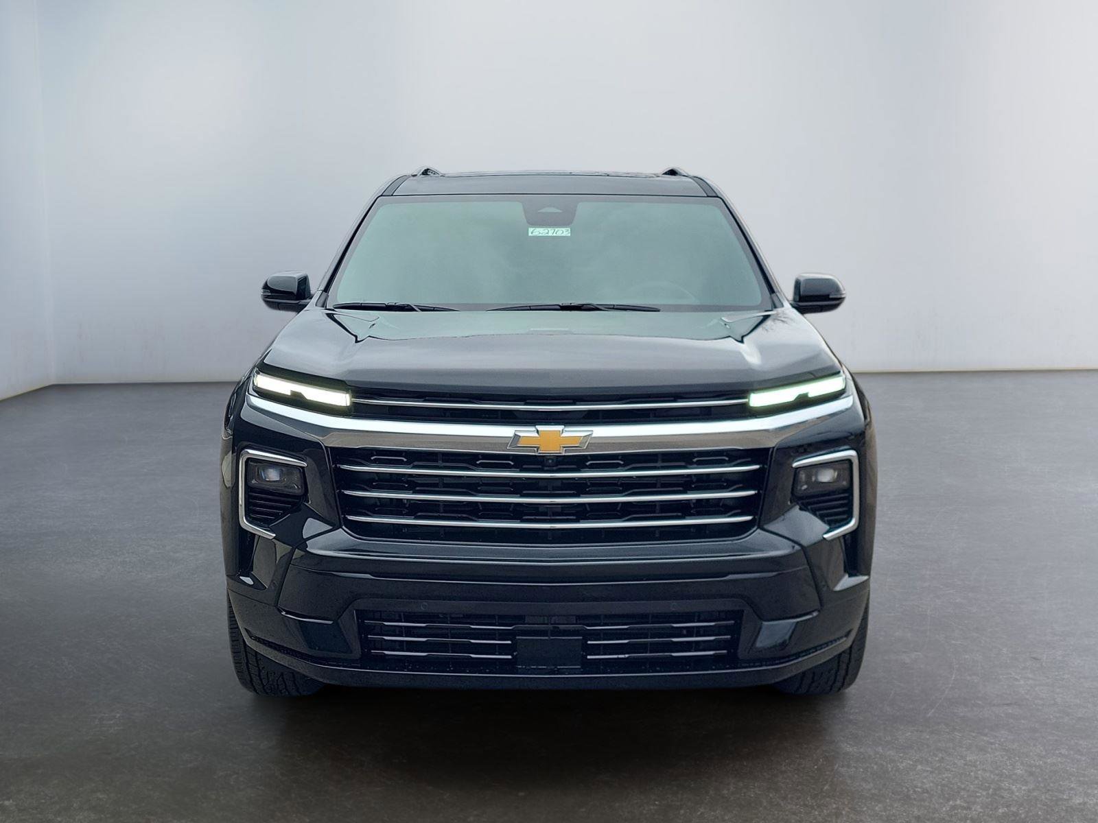 New 2026 Chevrolet Traverse High Country w/ LPO, Floor Liner Package AWD/4WD image 8