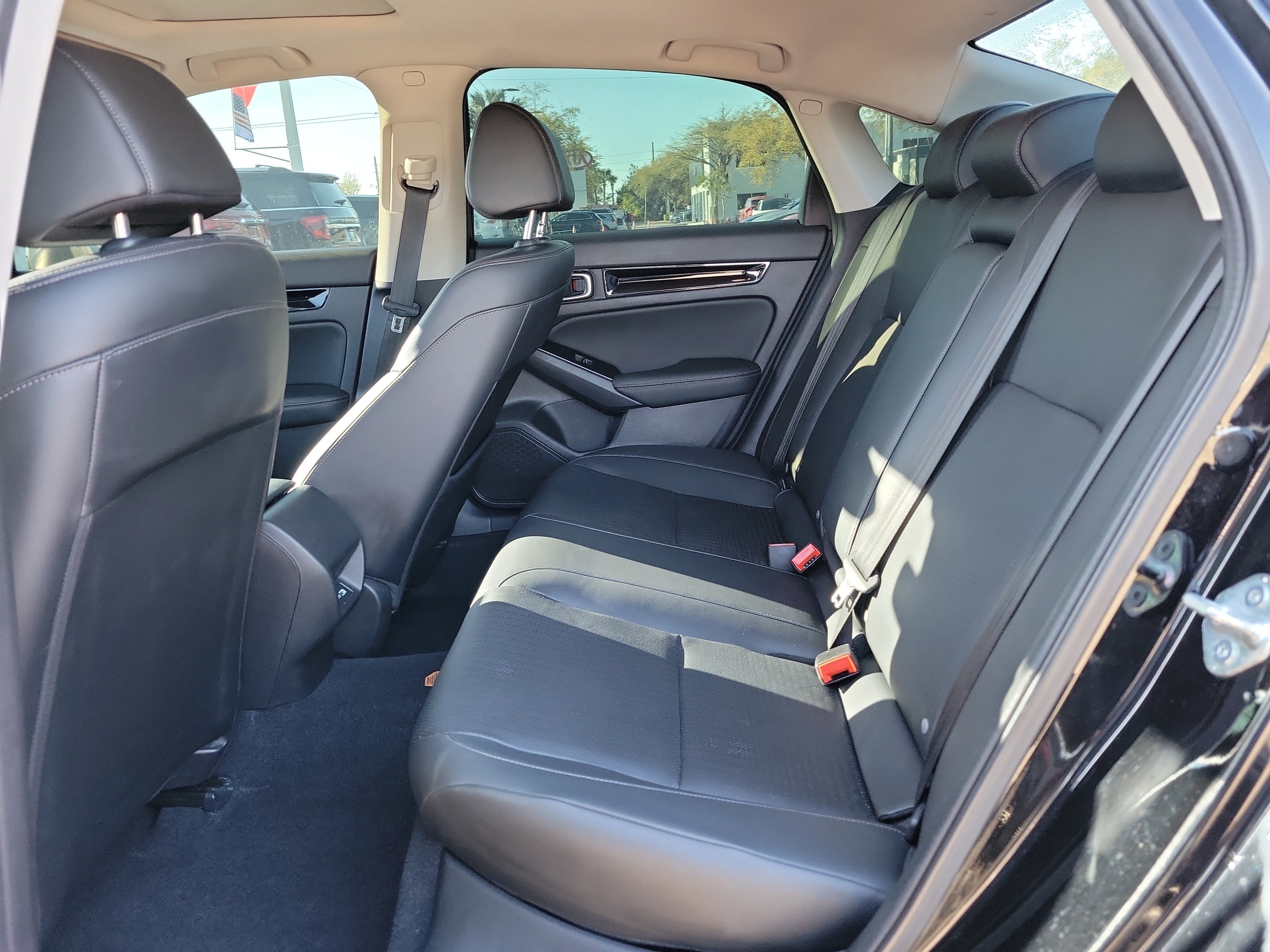 Used 2022 Honda Civic Touring image 13