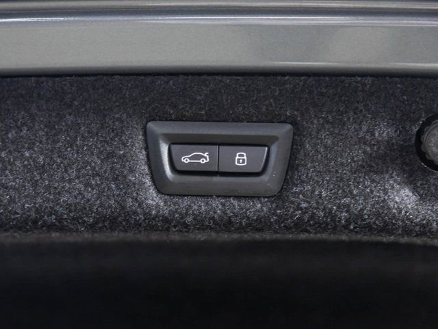 Used 2023 BMW 530i w/ Convenience Package image 27