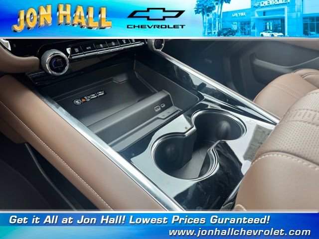 New 2026 Chevrolet Suburban High Country image 31