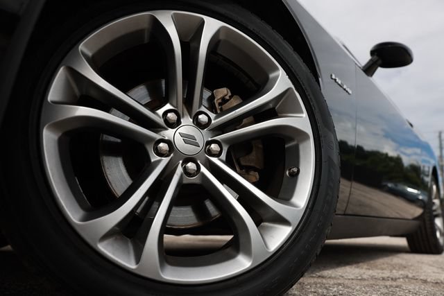 Used 2022 Dodge Challenger R/T RWD image 34
