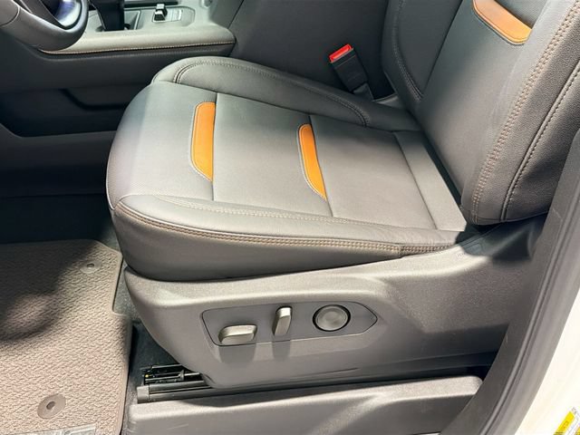 Certified 2026 GMC Sierra 1500 AT4 w/ AT4 Premium Package AWD/4WD image 19