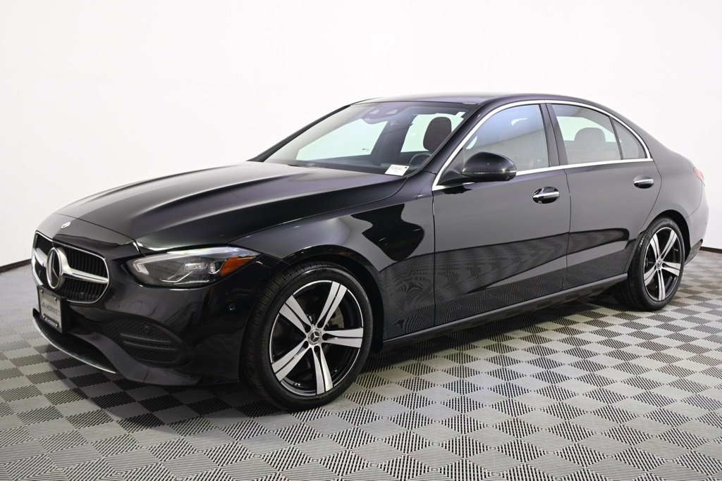 Used 2023 Mercedes-Benz C 300 4MATIC Sedan image 2