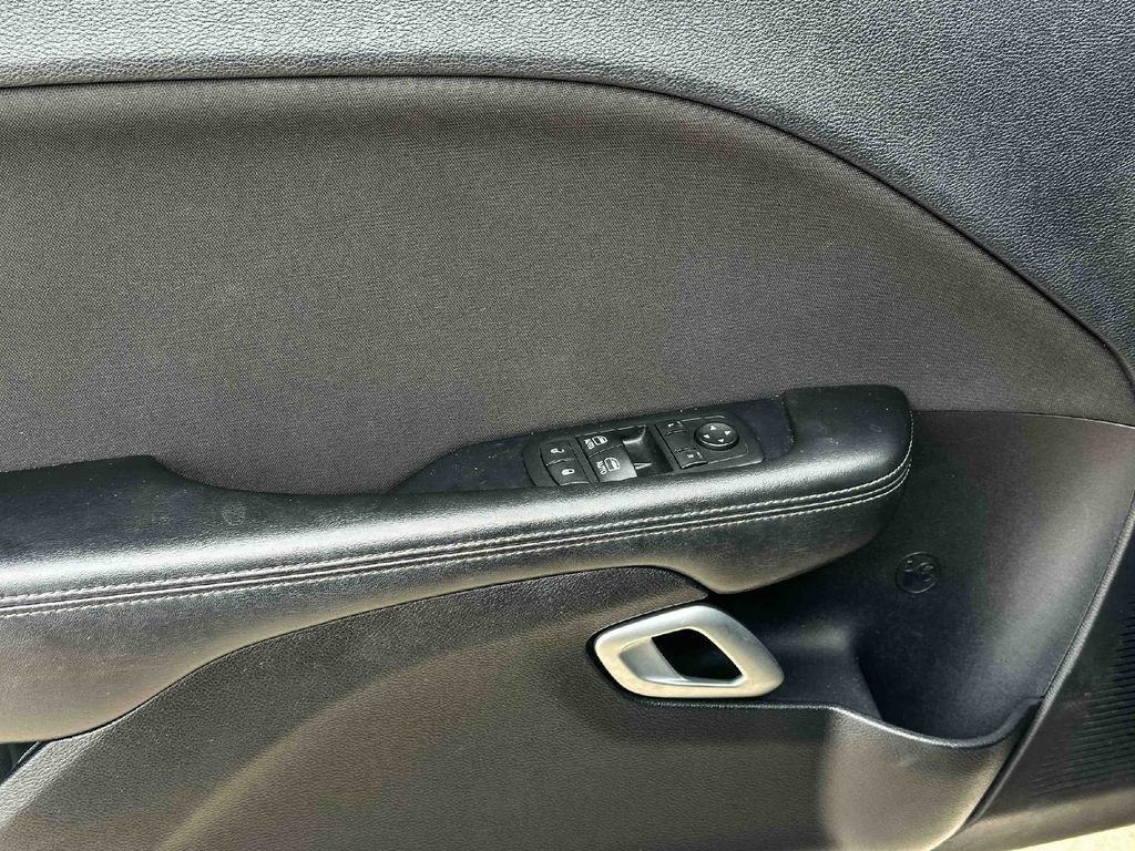 Used 2016 Dodge Challenger SXT RWD image 16