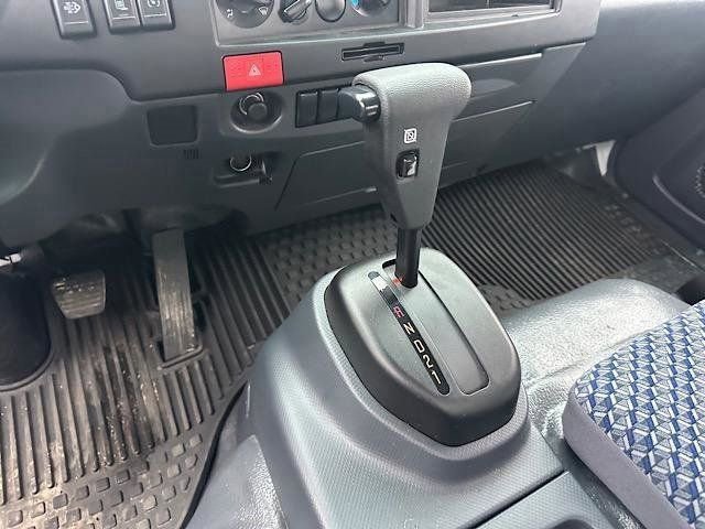 Used 2023 Chevrolet Low Cab Forward 5500XD image 17