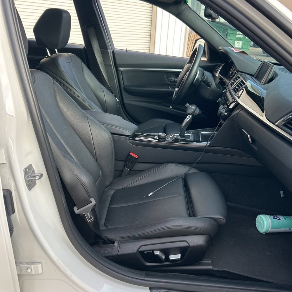 Used 2018 BMW 330e RWD image 6