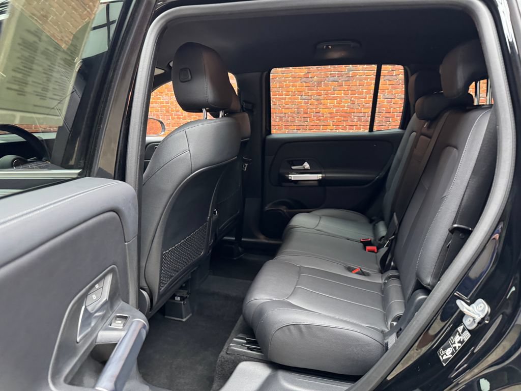 Certified 2024 Mercedes-Benz GLB 250 4MATIC image 22