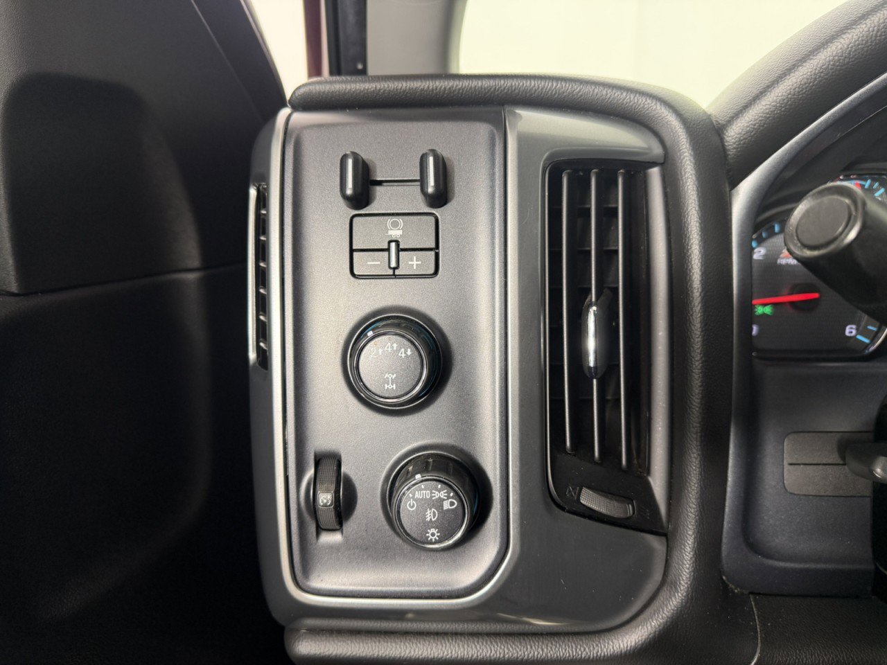 Used 2017 Chevrolet Silverado 2500 LT w/ All Star Edition image 22