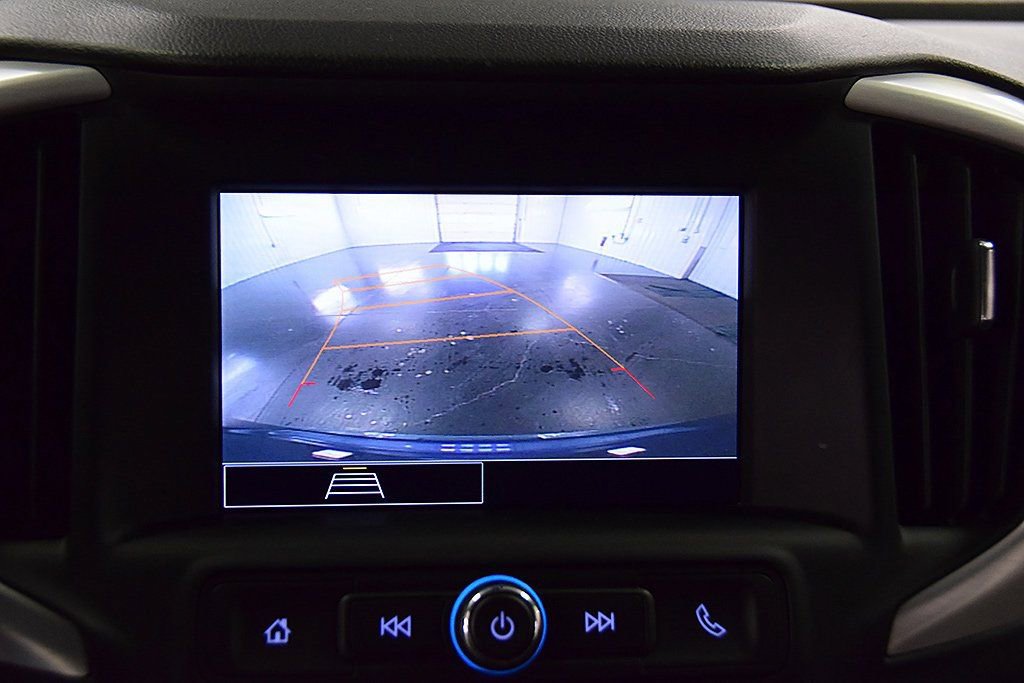 Used 2024 GMC Terrain SLE image 23