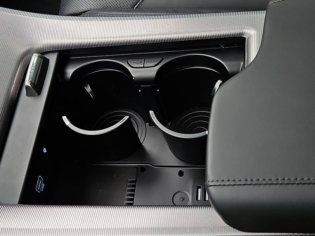 Used 2025 Hyundai Palisade Calligraphy image 22