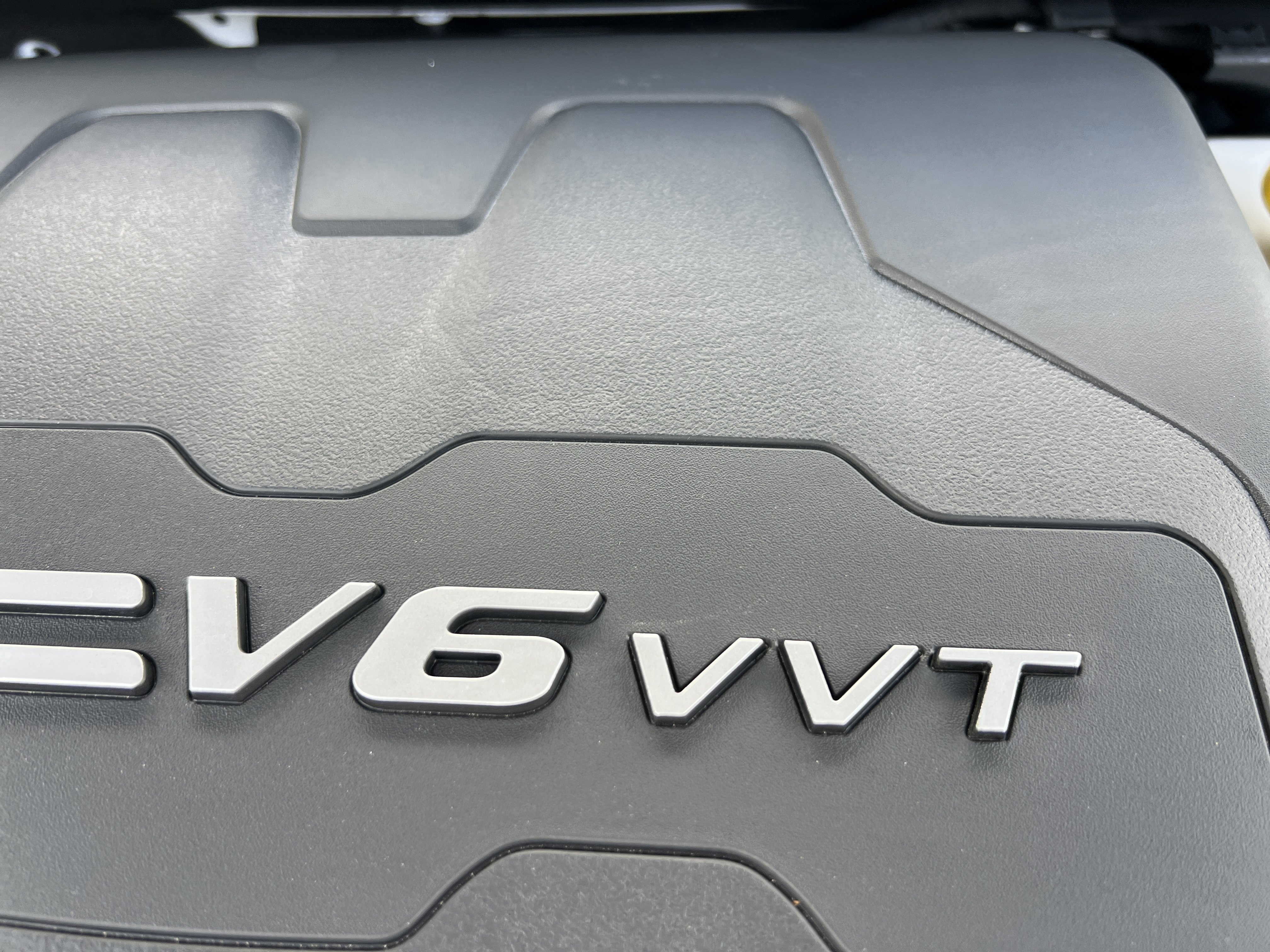 Used 2020 Jeep Cherokee Limited w/ Technology Group AWD/4WD image 33