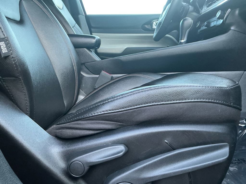 Used 2024 Jeep Compass Limited image 17