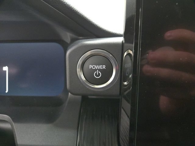 New 2026 Toyota 4Runner Platinum AWD/4WD image 32