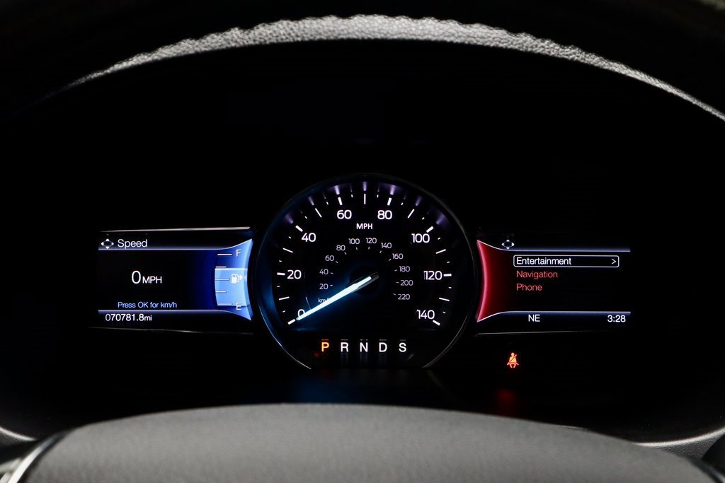 Certified 2019 Ford Explorer Limited w/ Class III Trailer Tow Package image 30