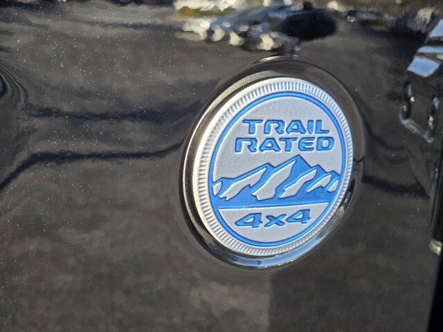 Used 2023 Jeep Wrangler Sahara w/ Cold Weather Group image 35