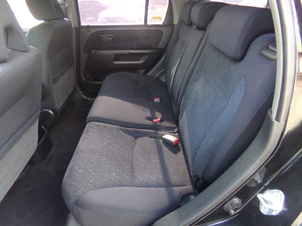 Used 2005 Honda CR-V LX image 31