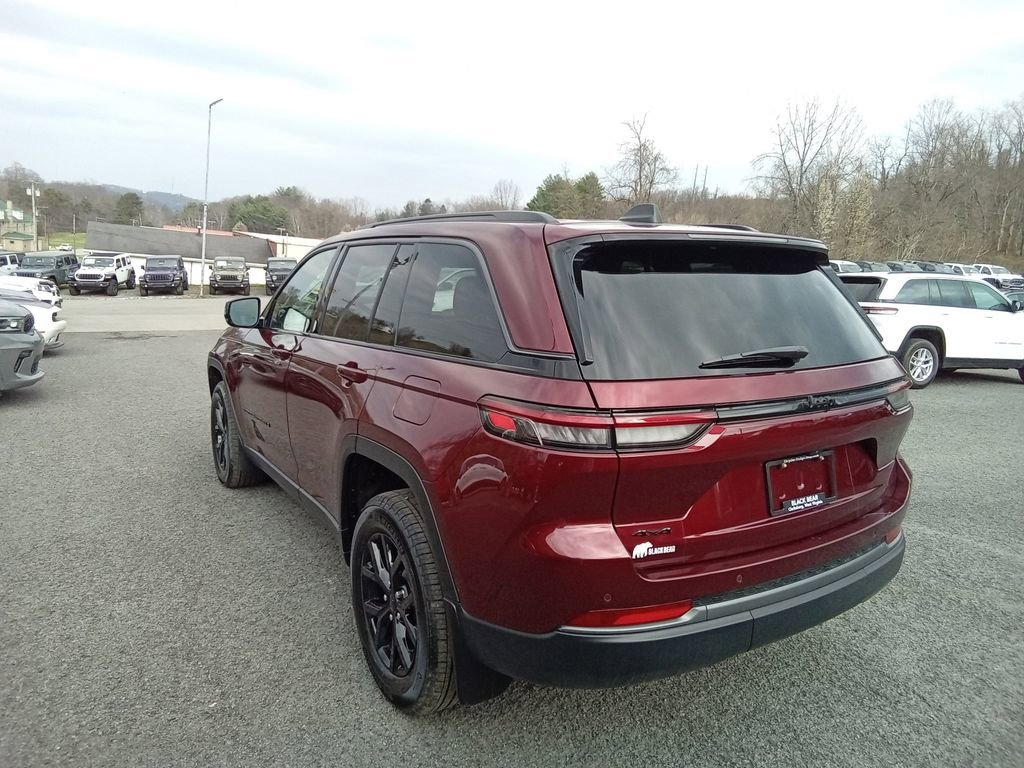 New 2026 Jeep Grand Cherokee Altitude image 6