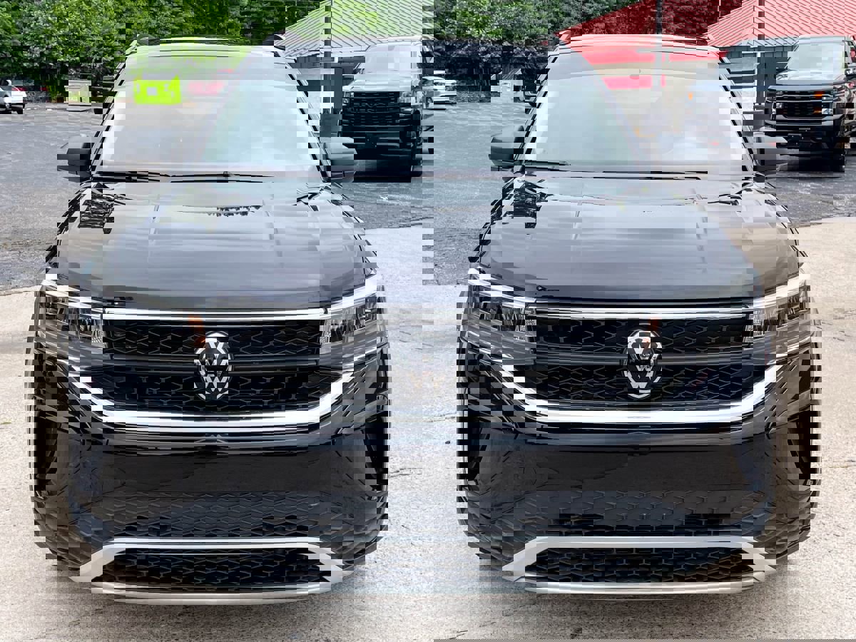 Used 2022 Volkswagen Taos S image 7