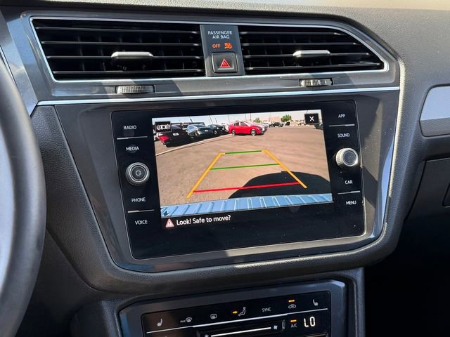 Used 2022 Volkswagen Tiguan SE FWD image 19