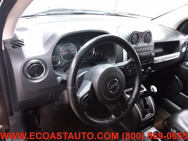 Used 2014 Jeep Compass Latitude FWD image 11