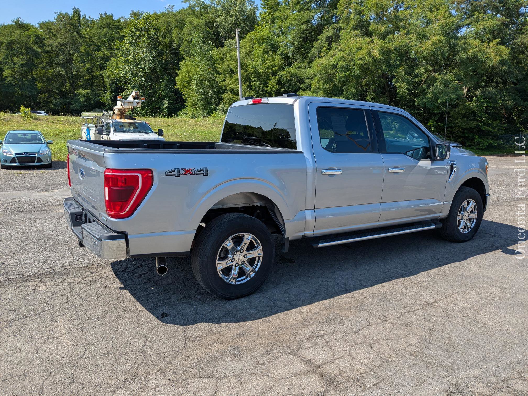 Used 2022 Ford F150 XLT w/ Equipment Group 302A High AWD/4WD image 5