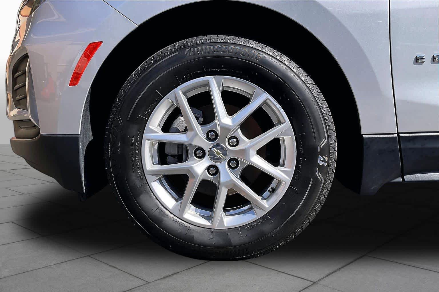 Certified 2022 Chevrolet Equinox LT FWD image 10