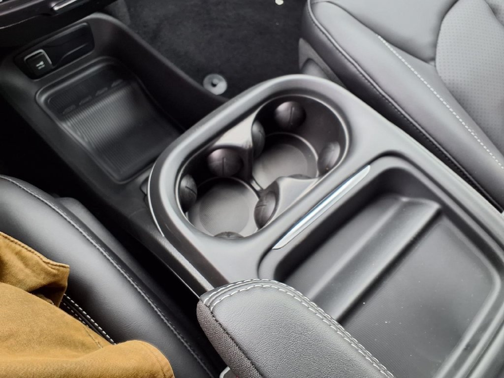 New 2027 Chrysler Pacifica Select FWD image 11