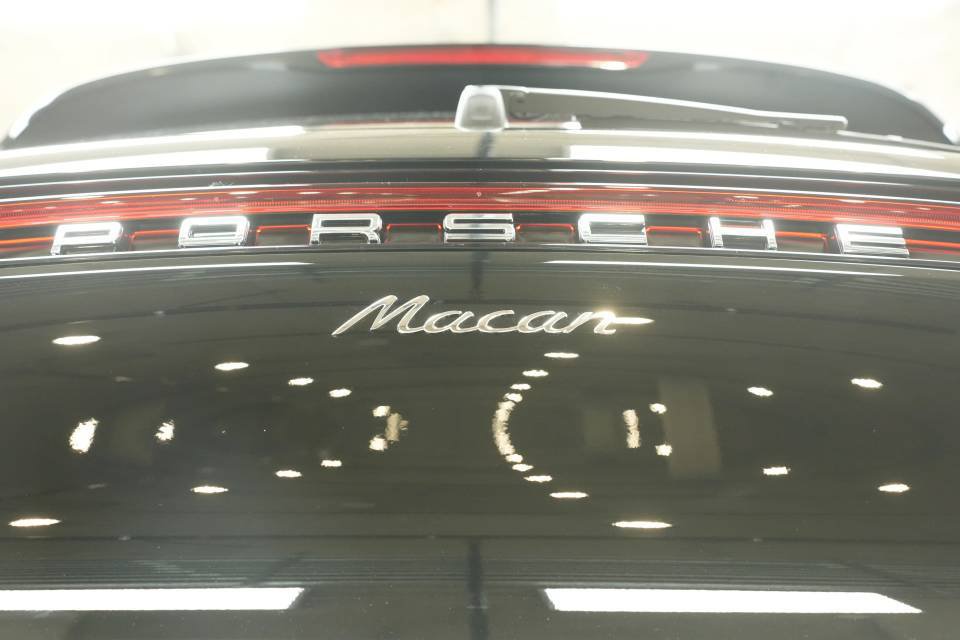 New 2026 Porsche Macan AWD/4WD image 40
