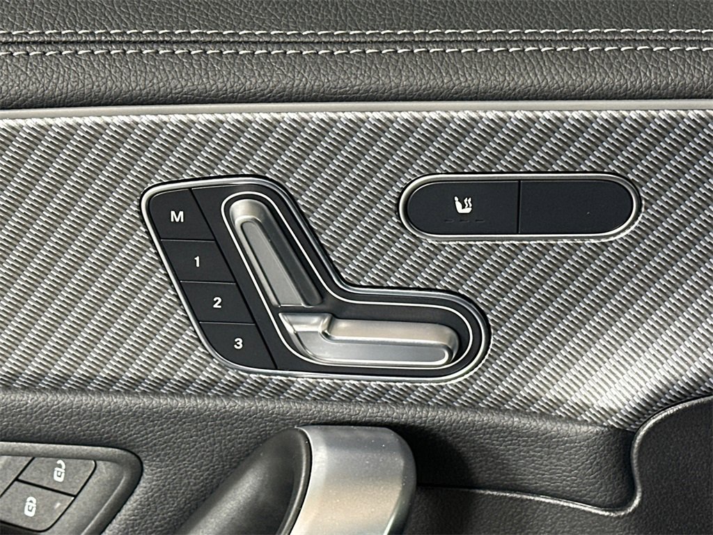 Certified 2024 Mercedes-Benz CLA 250 image 11