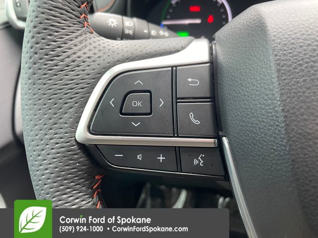 Used 2024 Toyota Sienna XSE image 28