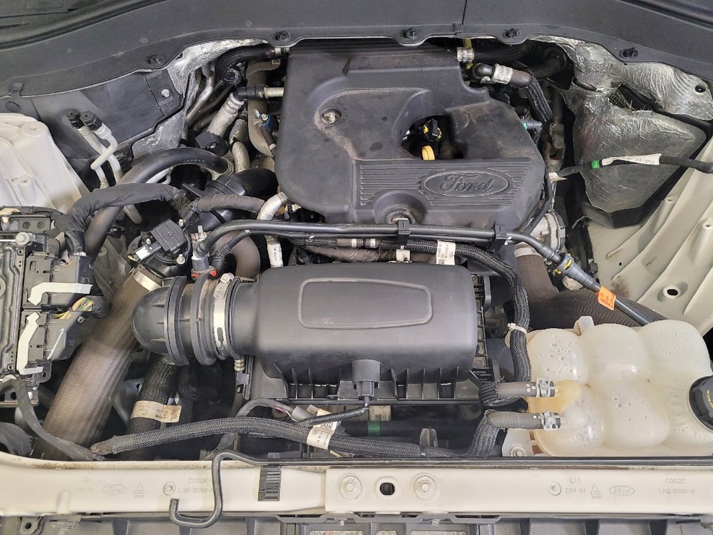 Used 2020 Ford Explorer XLT w/ Equipment Group 202A image 30