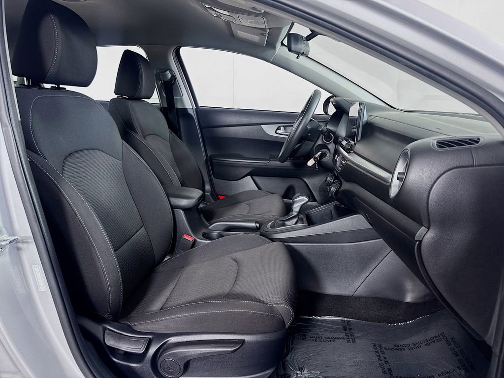 Used 2019 Kia Forte LXS FWD image 26