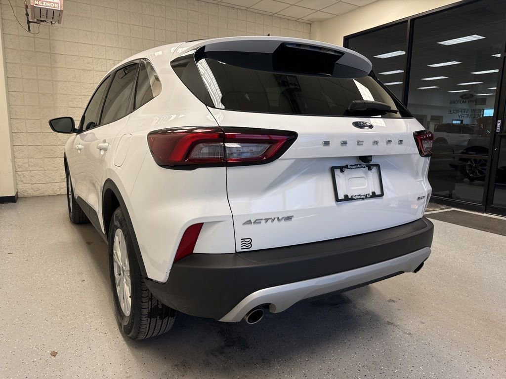 Used 2023 Ford Escape Active AWD/4WD image 39
