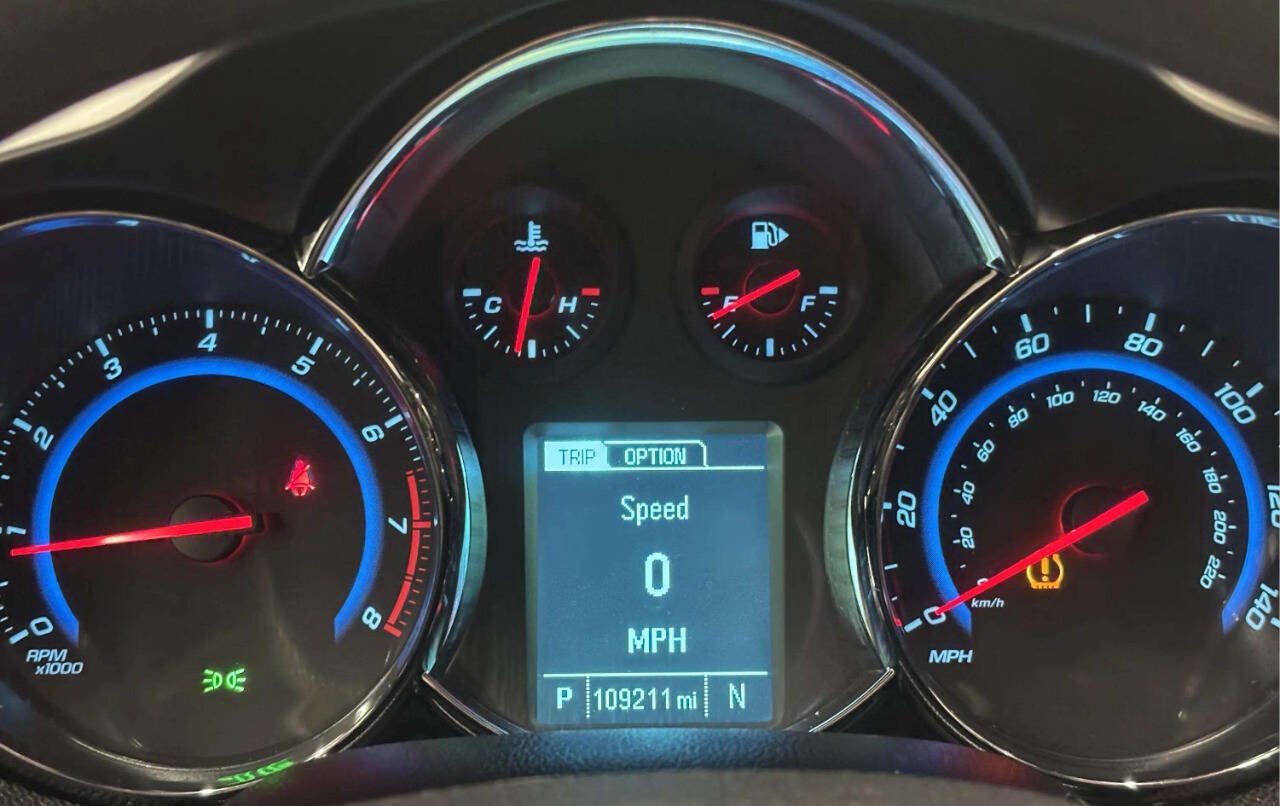 Used 2016 Chevrolet Cruze LT FWD image 32