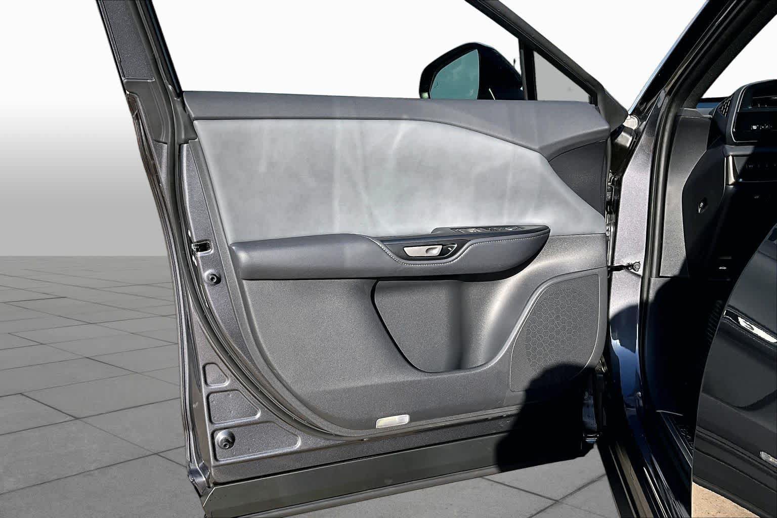 New 2026 Lexus RZ 350e 2WD image 10