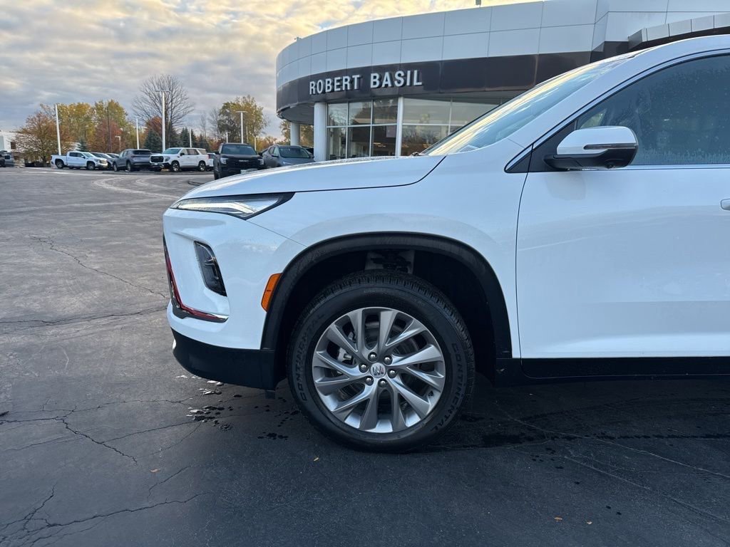New 2026 Buick Enclave Preferred w/ Power Package image 5