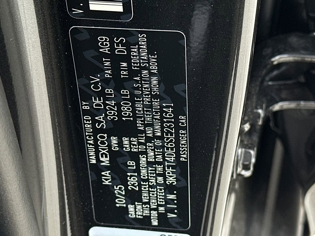 New 2025 Kia K4 LXS image 27